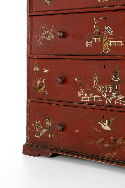 Georgian chinoiserie chest, 1800s – A rare vintage treasure