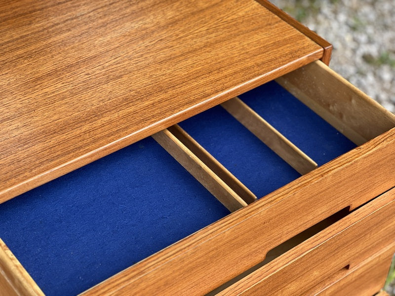 Small sideboard (nils jonnson) – A rare vintage treasure