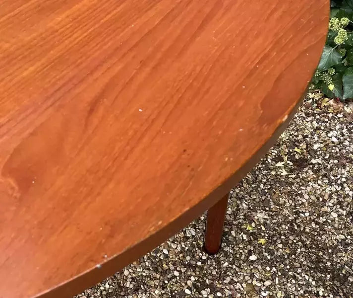 Vintage ‘roundette’ dining table and chairs by hans olsen for frem rojle – A rare vintage treasure