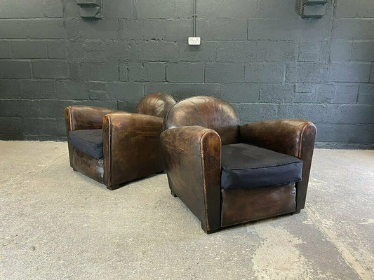 Pair of french leather club chairs – A rare vintage treasure